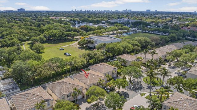 306 Salinas Drive, Palm Beach Gardens, FL 33410