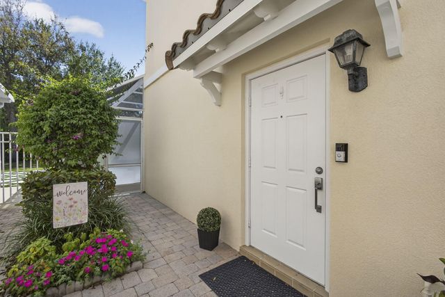 306 Salinas Drive, Palm Beach Gardens, FL 33410