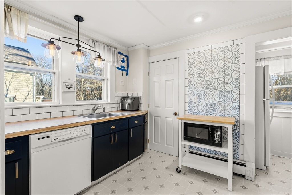 63 Dewey Ave, Whitman, MA 02382