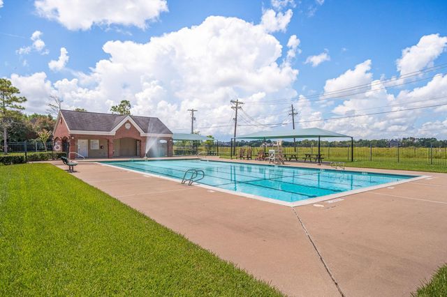 1506 Oak Hollow Drive, Friendswood, TX 77546