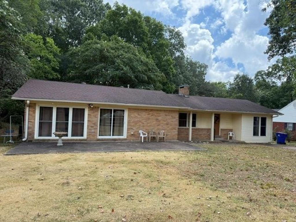 30 BLOUNT DR, Savannah, TN 38372