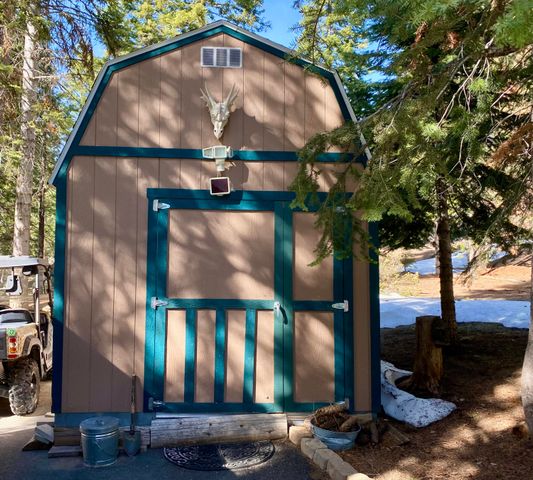 57968 Fox Drive, Springville, CA 93265