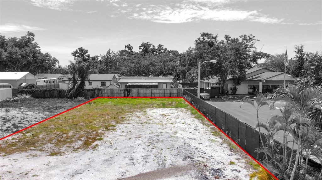 Image 8 of property listing at 35TH STREET W, Bradenton, FL 34205