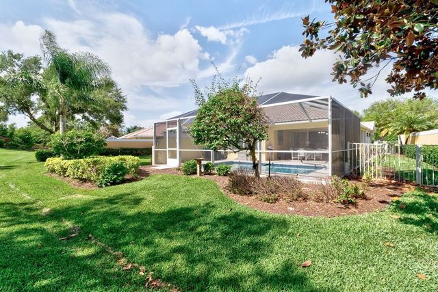 4949 Corsica Square, Vero Beach, FL 32967