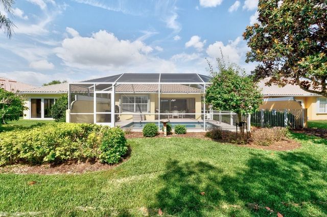 4949 Corsica Square, Vero Beach, FL 32967