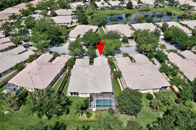 4949 Corsica Square, Vero Beach, FL 32967