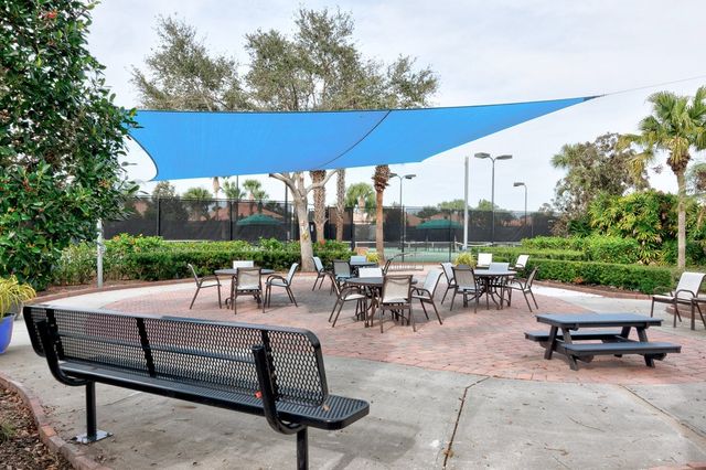 4949 Corsica Square, Vero Beach, FL 32967