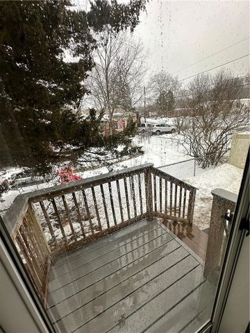 14 Hemlock Road, Glocester, RI 02814