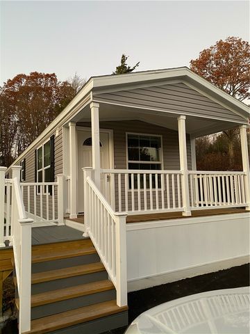 14 Hemlock Road, Glocester, RI 02814