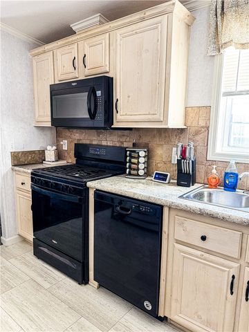 14 Hemlock Road, Glocester, RI 02814