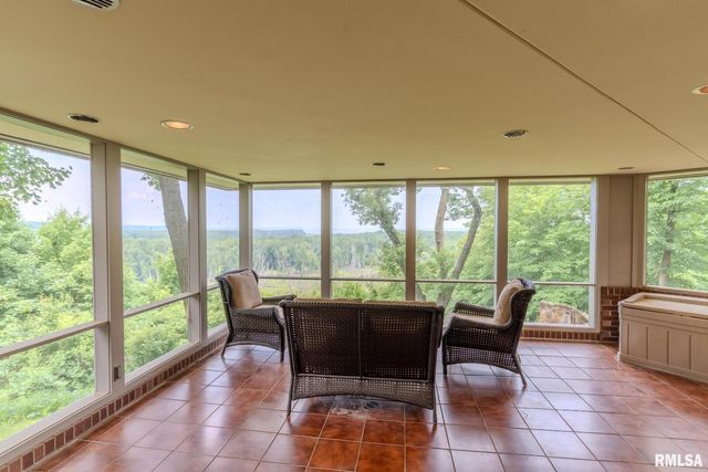 7 SHARON Lane, Fulton, IL 61252