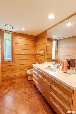 7 SHARON Lane, Fulton, IL 61252