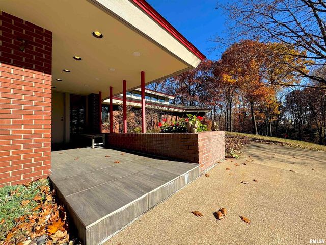 7 SHARON Lane, Fulton, IL 61252