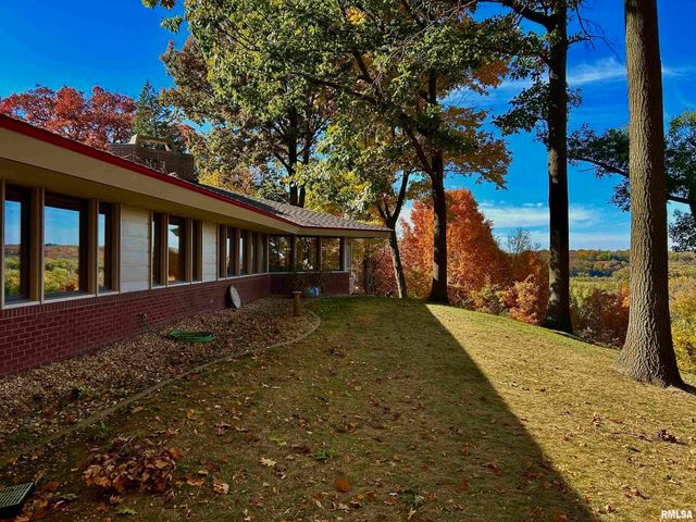 7 SHARON Lane, Fulton, IL 61252