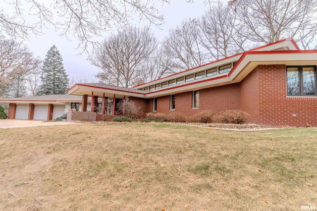 7 SHARON Lane, Fulton, IL 61252