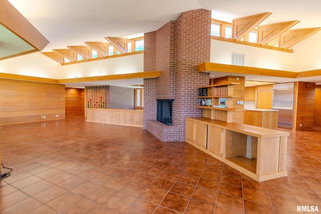 7 SHARON Lane, Fulton, IL 61252