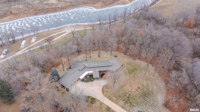 7 SHARON Lane, Fulton, IL 61252