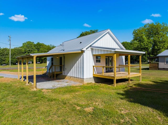 310 Manilla Road, Englewood, TN 37329