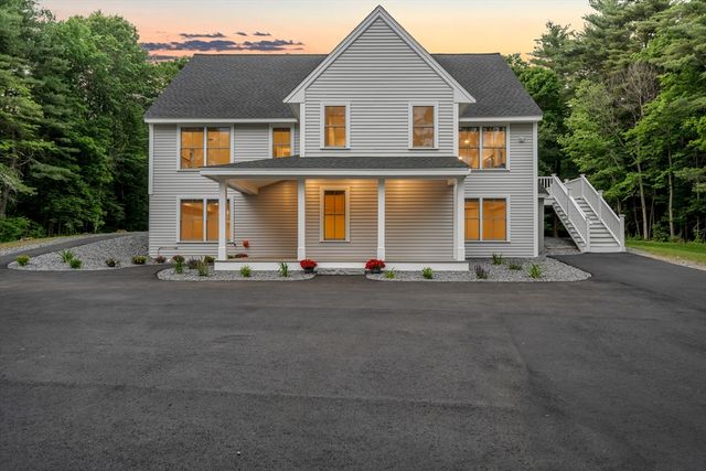 427 Middle Rd, Brentwood, NH 03833