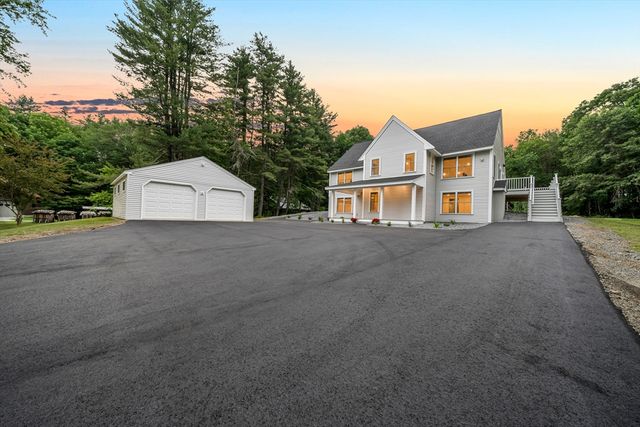 427 Middle Rd, Brentwood, NH 03833
