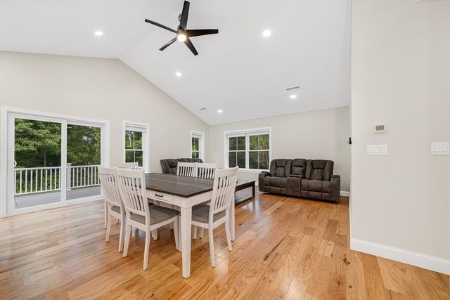 427 Middle Rd, Brentwood, NH 03833