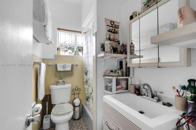 1829 NW 31st Ave, Miami, FL 33125