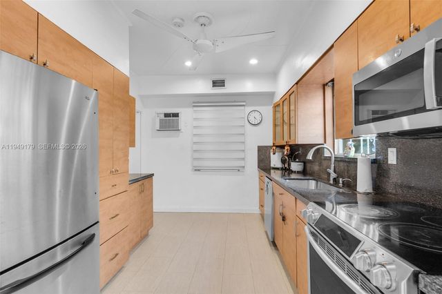 1829 NW 31st Ave, Miami, FL 33125