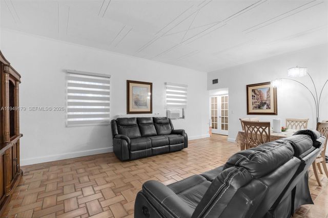 1829 NW 31st Ave, Miami, FL 33125