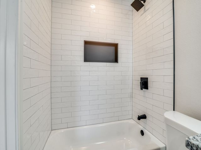 239 Redwood Street, Mesquite, TX 75181