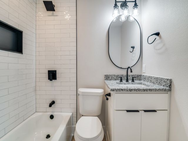 239 Redwood Street, Mesquite, TX 75181