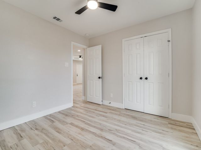 239 Redwood Street, Mesquite, TX 75181