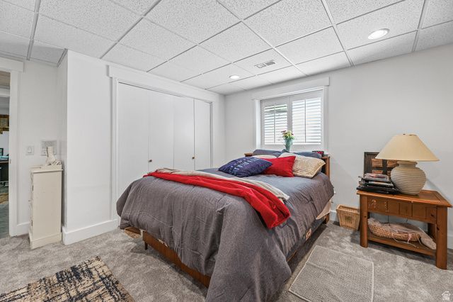 31 VILLAGE SQUARE RD, Centerville, UT 84014