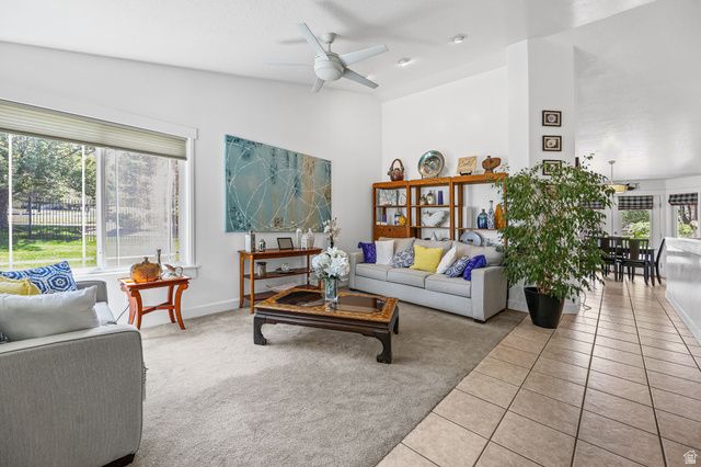 31 VILLAGE SQUARE RD, Centerville, UT 84014