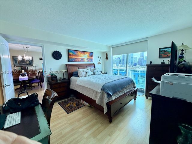 2101 Brickell Ave 1805, Miami, FL 33129