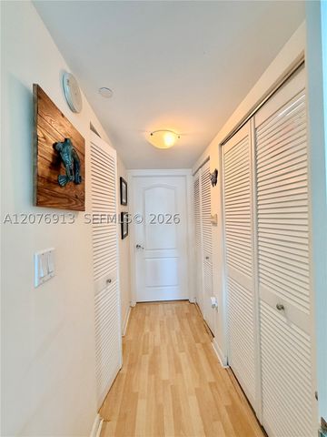 2101 Brickell Ave 1805, Miami, FL 33129