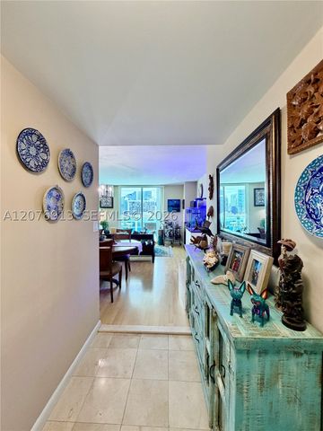2101 Brickell Ave 1805, Miami, FL 33129