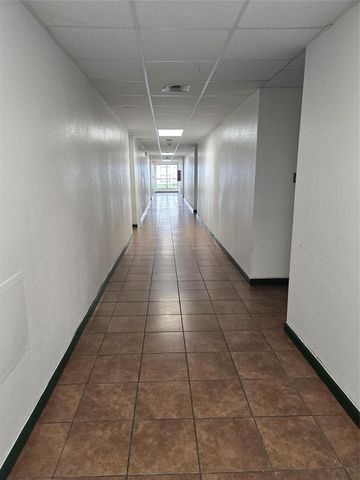 2820 S Bartell Drive 13, Houston, TX 77054