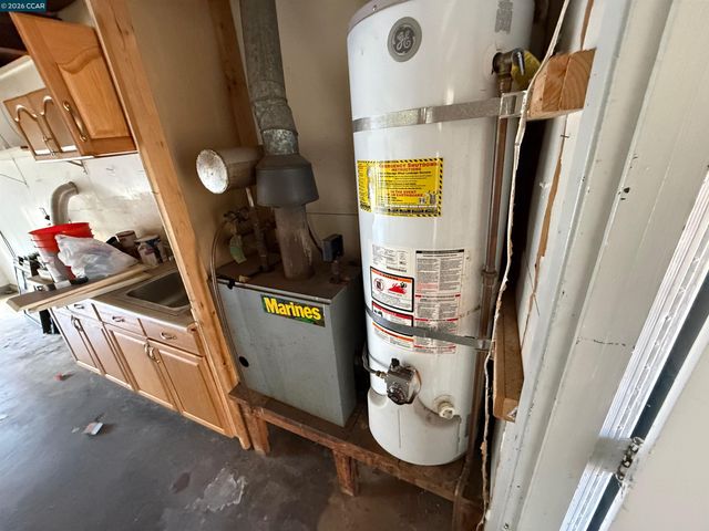 1810 Acapulco Dr, San Pablo, CA 94806