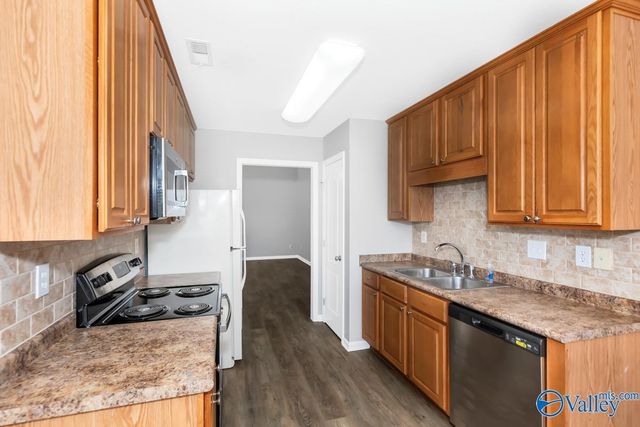 126 Herrick Drive, Huntsville, AL 35824