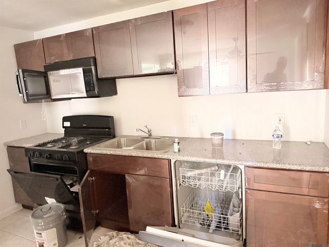 5764 Hartford Ave, Baton Rouge, LA 70812