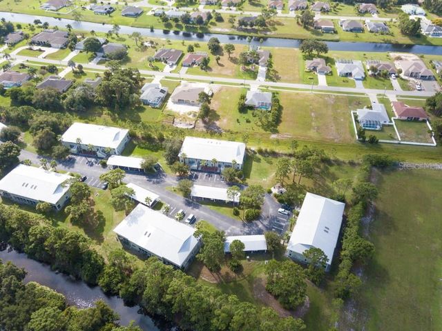 8151 MEMORY LANE 118, Rotonda West, FL 33947