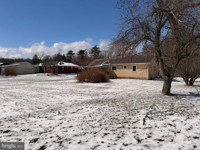 4410 NITTANY VALLEY DR, Howard, PA 16841