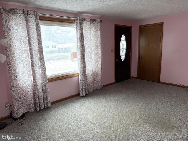 4410 NITTANY VALLEY DR, Howard, PA 16841