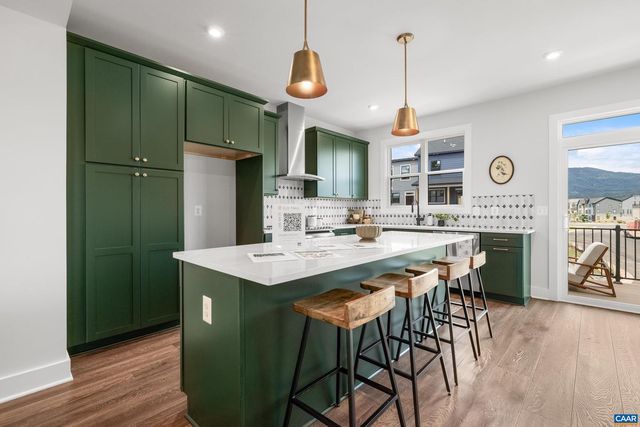14A LARKIN AVE, Crozet, VA 22932