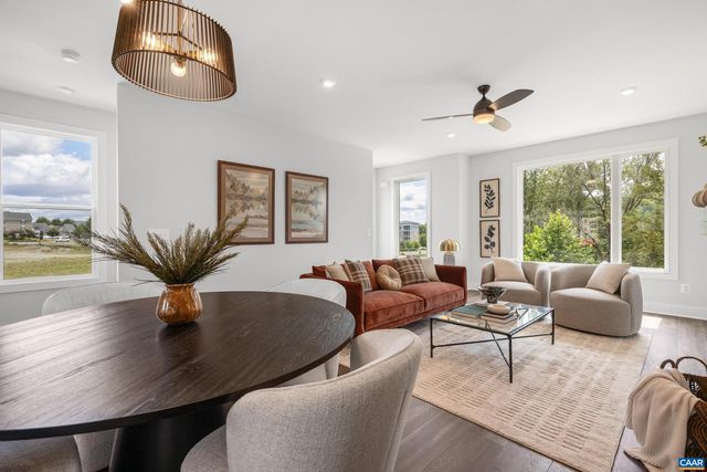 14A LARKIN AVE, Crozet, VA 22932