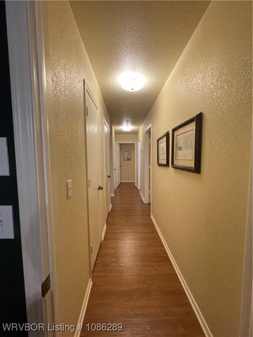 7715 Camelot Circle, Fort Smith, AR 72903