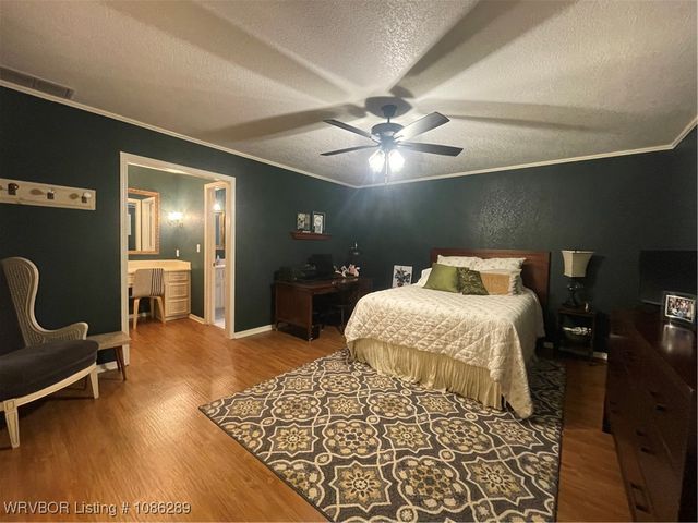 7715 Camelot Circle, Fort Smith, AR 72903