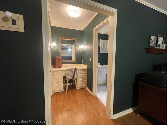 7715 Camelot Circle, Fort Smith, AR 72903