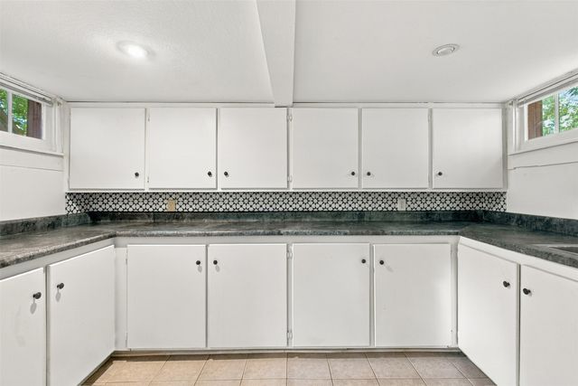 2023 37th Street, Des Moines, IA 50310