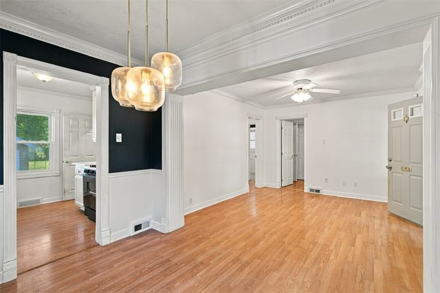 2023 37th Street, Des Moines, IA 50310